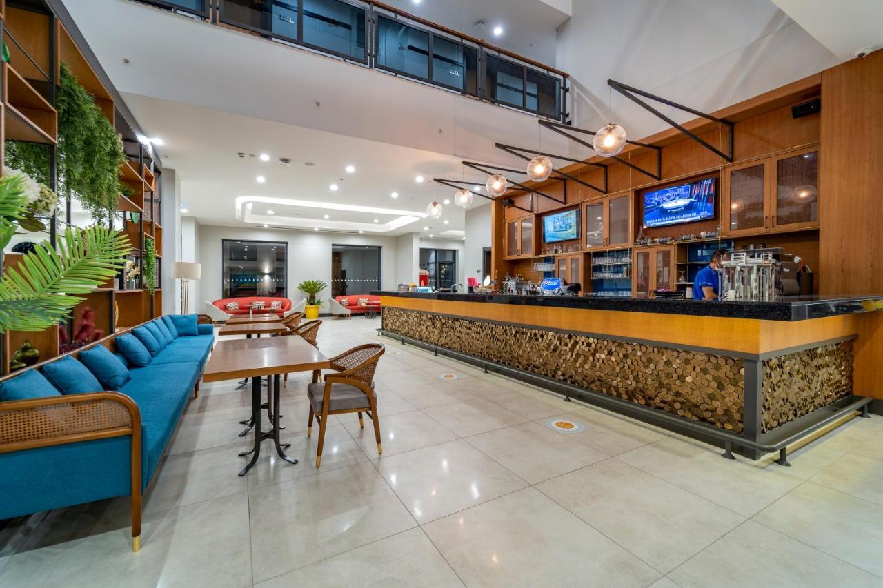 Hotel Sundia Exclusive By Liberty Fethiye Adults Only Esterno foto The lounge at the airport